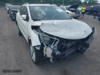 2017 Nissan Rogue Sport SV with VIN JN1BJ1CP4HW018940, listed as a IAAI auction lot 42127594 with 98,684 mi miles. Bid and sale history available at carsss.com. Image 6.
