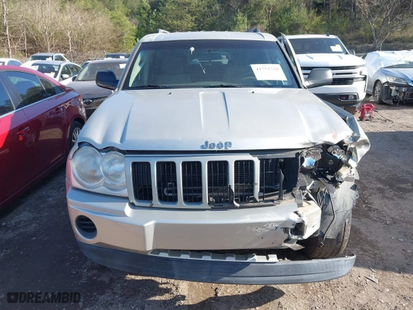 2007 Jeep Grand Cherokee Laredo with VIN 1J8GS48K17C516150, listed as a IAAI auction lot 41752720 with 176,114 mi miles. Bid and sale history available at carsss.com. Image 12.