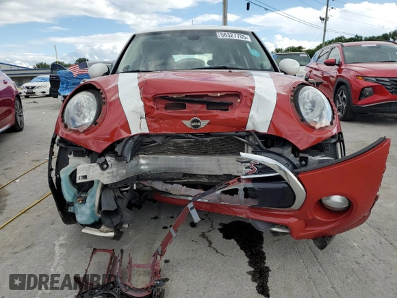 2015 MINI Hardtop 4 Door S z VIN WMWXU3C54F2B57314, wystawiony jako Copart lot #56327705 z przebiegiem 89 986 mil mil oraz Szkody całkowita. Historia ofert i sprzedaży dostępna na DreamBid. Obrazek 5.