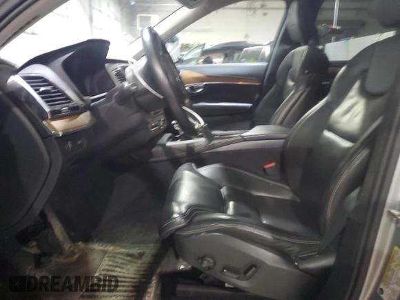 2017 Volvo XC90 Inscription with VIN YV4A22PL0H1140644, listed as a Copart auction lot 45398725 with 83,688 mi miles and Salvage title. Bid and sale history available at DreamBid. Image 7.