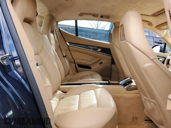 2010 Porsche Panamera S z VIN WP0AB2A75AL061320, wystawiony jako Copart lot #44996365 z przebiegiem 145 786 mil mil oraz Szkoda całkowita • Salvage title. Historia ofert i sprzedaży dostępna na DreamBid. Obrazek 10.