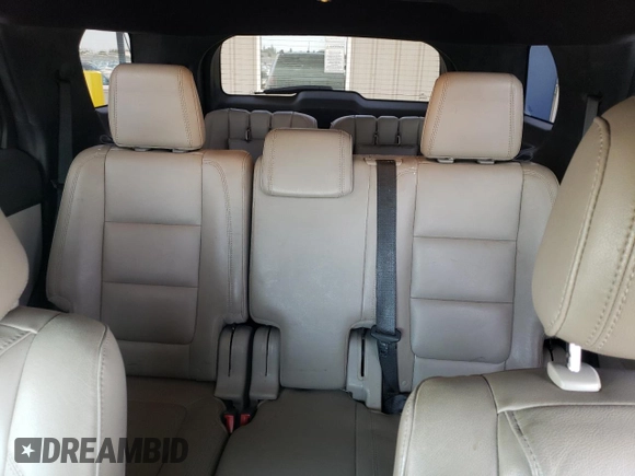 2011 Ford Explorer XLT z VIN 1FMHK8D8XBGA94230, wystawiony jako Copart lot #59991785 z przebiegiem 175 487 mil mil oraz Szkoda całkowita • Salvage title. Historia ofert i sprzedaży dostępna na DreamBid. Obrazek 10.