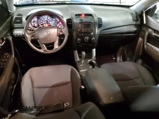 2012 Kia Sorento LX with VIN 5XYKTDA24CG218948, listed as a Copart auction lot 48046135 with 84,644 mi miles and Salvage Title. Bid and sale history available at carsss.com. Image 8.