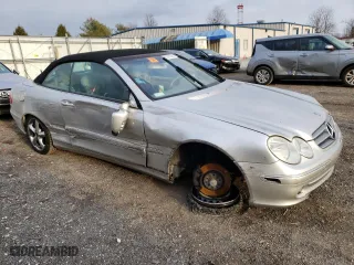 2005 Mercedes-Benz CLK-Class 3.2L with VIN WDBTK65J35F121250, listed as a Copart auction lot 87379094 with 109,162 mi miles and Salvage Title. Bid and sale history available at carsss.com. Image 4.