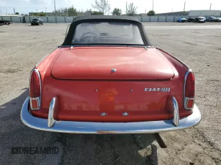 1965 FIAT 124 Spider z VIN 118H039439, wystawiony jako Copart lot #78980814 z przebiegiem 26 509 mil mil oraz Czysty tytuł • Clean title. Historia ofert i sprzedaży dostępna na DreamBid. Obrazek 6.