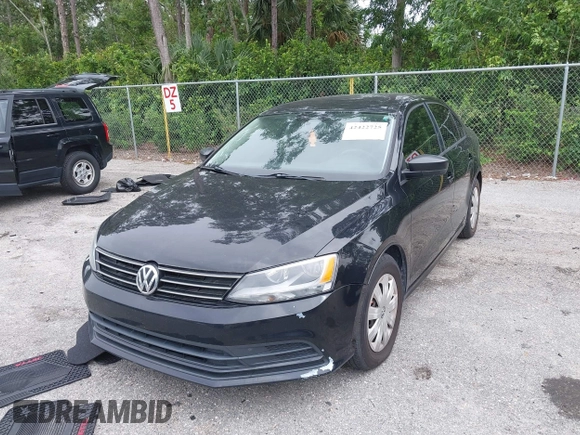 2015 Volkswagen Jetta S with VIN 3VW2K7AJ2FM416007, listed as a IAAI auction lot 42422725 with 95,917 mi miles and . Bid and sale history available at DreamBid. Image 6.