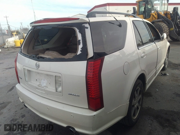 2004 Cadillac SRX with VIN 1GYEE63A040146994, listed as a IAAI auction lot 35501334 with 206,073 mi miles. Bid and sale history available at carsss.com. Image 4.