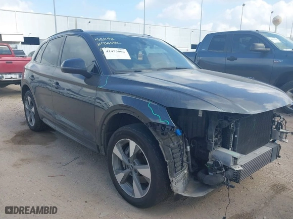 2020 Audi Q5 Premium with VIN WA1ANAFY9L2108404, listed as a IAAI auction lot 41475006 with 80,131 mi miles. Bid and sale history available at carsss.com. Image 1.