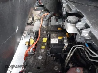 2021 Tesla Model Y Long Range z VIN 5YJYGDEE3MF173321, wystawiony jako IAAI lot #42163343 z przebiegiem 46 569 mil mil oraz . Historia ofert i sprzedaży dostępna na DreamBid. Obrazek 10.