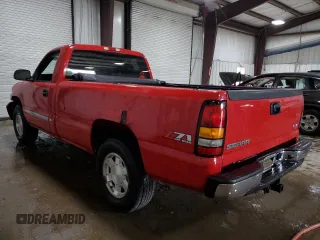 2005 GMC Sierra 1500 SLE with VIN 1GTEK14T35Z273334, listed as a Copart auction lot 61205445 with 107,518 mi miles and Salvage title. Bid and sale history available at DreamBid. Image 2.