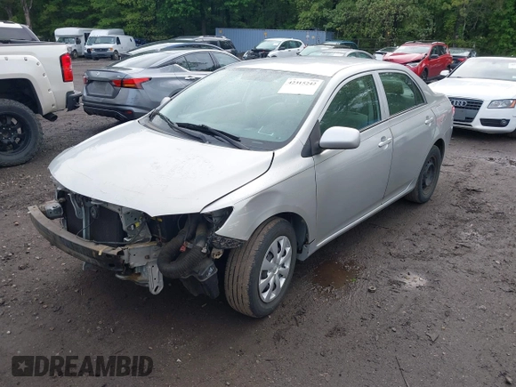 2010 Toyota Corolla z VIN 2T1BU4EE4AC307784, wystawiony jako IAAI lot #42315242 z przebiegiem 51 381 mil mil oraz . Historia ofert i sprzedaży dostępna na DreamBid. Obrazek 2.