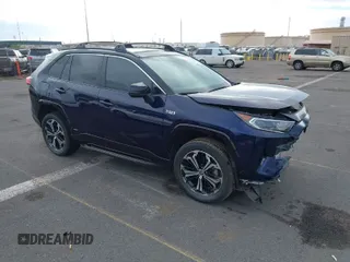 2021 Toyota RAV4 Prime XSE with VIN JTMFB3FV9MD043663, listed as a IAAI auction lot 41288884 with 45,543 mi miles. Bid and sale history available at carsss.com. Image 1.