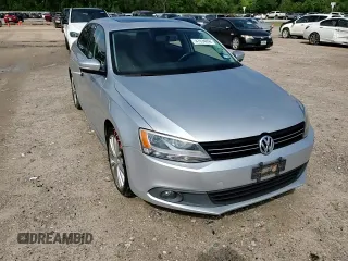 2012 Volkswagen Jetta SEL with VIN 3VWLP7AJ7CM300738, listed as a Copart auction lot 47934894 with 137,877 mi miles and Salvage title. Bid and sale history available at DreamBid. Image 12.