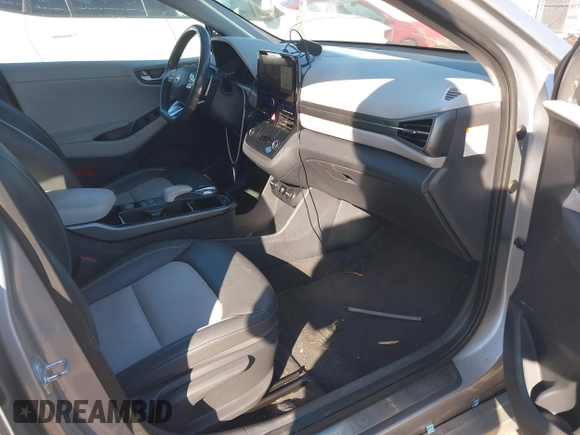 2020 Hyundai Ioniq Limited with VIN KMHC85LJXLU073635, listed as a IAAI auction lot 41371618 with 33,518 mi miles and . Bid and sale history available at DreamBid. Image 5.
