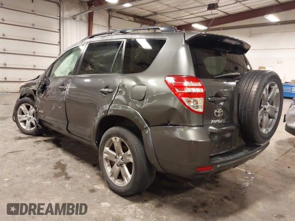 2011 Toyota RAV4 Sport z VIN 2T3RF4DV9BW093683, wystawiony jako IAAI lot #42548342 z przebiegiem 122 023 mil mil oraz . Historia ofert i sprzedaży dostępna na DreamBid. Obrazek 3.