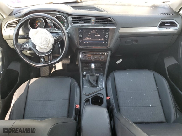 2018 Volkswagen Tiguan SEL with VIN 3VV3B7AX9JM215887, listed as a Copart auction lot 53504555 with 65,895 mi miles and Clean Title. Bid and sale history available at carsss.com. Image 8.