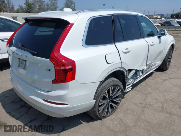 2022 Volvo XC90 Momentum с VIN YV4102PK6N1797215, выставлен на аукционе IAAI как лот 42437890 с пробегом 59 413 миль миль и . История ставок и продаж доступна на DreamBid. Изображение 4.