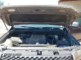 2018 Toyota Tundra 2WD SR5 with VIN 5TFEY5F19JX229779, listed as a IAAI auction lot 41718984 with 272,351 mi miles. Bid and sale history available at carsss.com. Image 10.