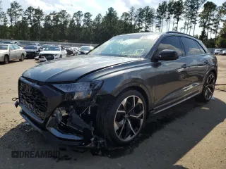 2023 Audi RS Q8 z VIN WU1ARBF17PD023514, wystawiony jako Copart lot #63190573 z przebiegiem 1682 mil mil oraz . Historia ofert i sprzedaży dostępna na DreamBid. Obrazek 1.