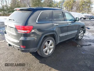 2013 Jeep Grand Cherokee Overland with VIN 1C4RJFCT3DC636378, listed as a IAAI auction lot 41477415 with 147,651 mi miles. Bid and sale history available at carsss.com. Image 4.