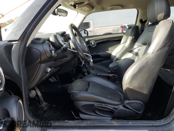 2014 MINI Hardtop S with VIN WMWXM7C57ET987816, listed as a Copart auction lot 41115434 with 122,724 mi miles and Salvage title. Bid and sale history available at DreamBid. Image 7.