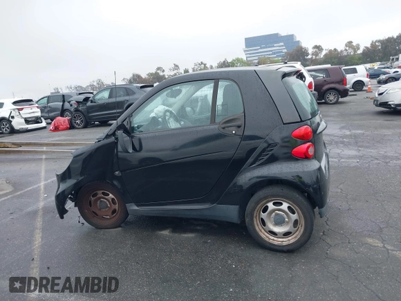 2012 Smart fortwo Pure z VIN WMEEJ3BA9CK521416, wystawiony jako IAAI lot #41847989 z przebiegiem Nie podano mil oraz . Historia ofert i sprzedaży dostępna na DreamBid. Obrazek 15.