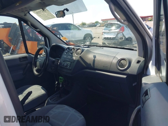 2010 Ford Transit Connect XLT z VIN NM0LS7DN1AT026707, wystawiony jako IAAI lot #42373335 z przebiegiem 204 252 mil mil oraz . Historia ofert i sprzedaży dostępna na DreamBid. Obrazek 5.