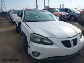 2004 Pontiac Grand Prix GT2 with VIN 2G2WS522441179920, listed as a IAAI auction lot 41590573 with 255,849 mi miles. Bid and sale history available at carsss.com. Image 1.
