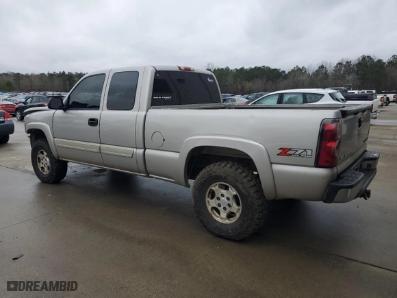 2004 Chevrolet Silverado 1500 LS with VIN 2GCEK19T341217619, listed as a Copart auction lot 88540575 with 255,782 mi miles and Salvage Title. Bid and sale history available at carsss.com. Image 2.