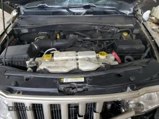 2011 Jeep Liberty Sport with VIN 1J4PN2GK0BW594294, listed as a Copart auction lot 84215214 with 206,515 mi miles and Salvage Title. Bid and sale history available at DreamBid. Image 12.