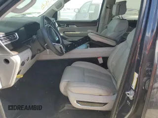 2023 Jeep Grand Wagoneer z VIN 1C4SJVEJ3PS561487, wystawiony jako Copart lot #74422444 z przebiegiem Nie podano mil oraz Nie do naprawy • Non repairable. Historia ofert i sprzedaży dostępna na DreamBid. Obrazek 7.