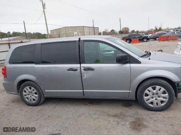 2019 Dodge Grand Caravan SE with VIN 2C4RDGBG8KR581187, listed as a IAAI auction lot 41389794 with 114,413 mi miles. Bid and sale history available at carsss.com. Image 13.