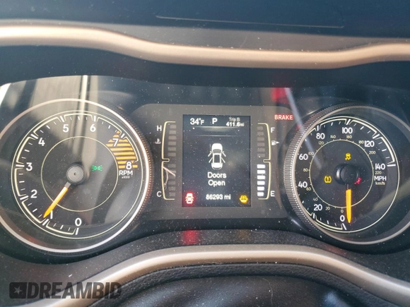 2018 Jeep Cherokee Latitude with VIN 1C4PJMCX6JD599735, listed as a Copart auction lot 42720355 with 86,293 mi miles and Non repairable. Bid and sale history available at DreamBid. Image 9.