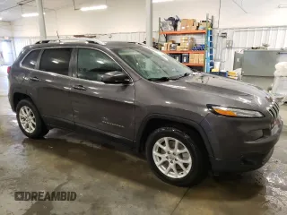 2018 Jeep Cherokee Latitude Plus with VIN 1C4PJMLB5JD535870, listed as a Copart auction lot 44624445 with 116,058 mi miles and Salvage Title. Bid and sale history available at DreamBid. Image 4.