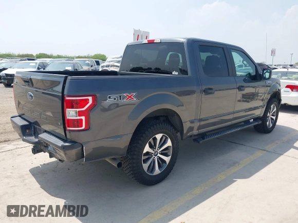 2018 Ford F-150 XL with VIN 1FTEW1C5XJKG03156, listed as a IAAI auction lot 41866941 with 90,388 mi miles. Bid and sale history available at carsss.com. Image 4.