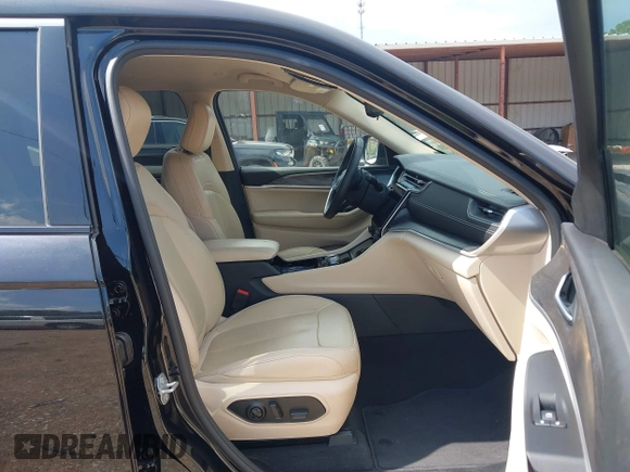 2022 Jeep Grand Cherokee Limited with VIN 1C4RJJBGXN8548231, listed as a IAAI auction lot 42572731 with 23,852 mi miles and . Bid and sale history available at DreamBid. Image 5.