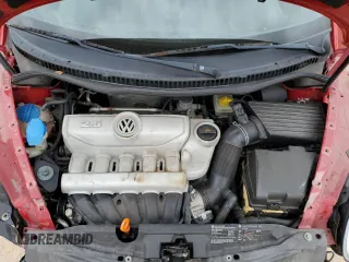 2006 Volkswagen Beetle z VIN 3VWRF31Y56M303323, wystawiony jako Copart lot #57955075 z przebiegiem 87 996 mil mil oraz Szkoda całkowita • Salvage title. Historia ofert i sprzedaży dostępna na DreamBid. Obrazek 11.