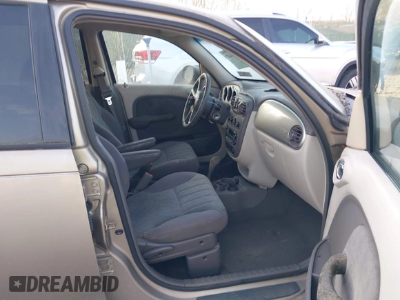 2002 Chrysler PT Cruiser with VIN 3C4FY48B72T340011, listed as a IAAI auction lot 42046342 with 164,884 mi miles. Bid and sale history available at carsss.com. Image 5.