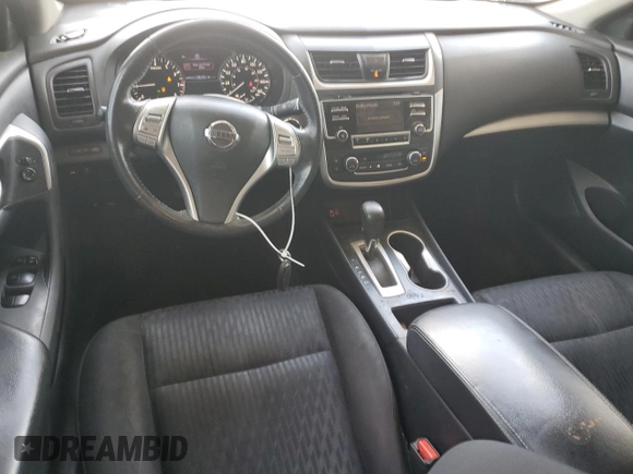 2017 Nissan Altima SV z VIN 1N4AL3AP0HC283833, wystawiony jako Copart lot #57119045 z przebiegiem 150 979 mil mil oraz Szkoda całkowita • Salvage title. Historia ofert i sprzedaży dostępna na DreamBid. Obrazek 8.