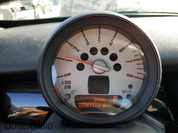 2012 MINI Cooper Coupe with VIN WMWSX1C5XCT163773, listed as a Copart auction lot 85792764 with 70,411 mi miles and Salvage Title. Bid and sale history available at carsss.com. Image 9.