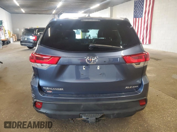 2017 Toyota Highlander XLE with VIN 5TDJZRFH4HS425659, listed as a Copart auction lot 59679785 with 170,593 mi miles and Salvage title. Bid and sale history available at DreamBid. Image 6.