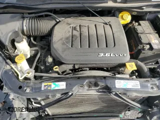 2017 Dodge Grand Caravan SE Plus z VIN 2C4RDGBGXHR731227, wystawiony jako Copart lot #53399605 z przebiegiem 90 977 mil mil oraz Szkoda całkowita • Salvage title. Historia ofert i sprzedaży dostępna na DreamBid. Obrazek 12.