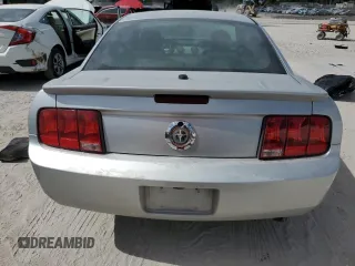2009 Ford Mustang with VIN 1ZVHT80N595113637, listed as a Copart auction lot 54947305 with 215,559 mi miles and Clean Title. Bid and sale history available at carsss.com. Image 6.