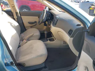 2009 Hyundai Accent Auto GLS с VIN KMHCN46C19U307685, выставлен на аукционе IAAI как лот 41266598 с пробегом 107 216 миль миль и . История ставок и продаж доступна на DreamBid. Изображение 5.