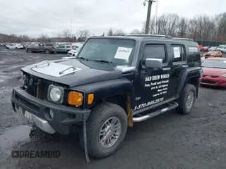 2008 Hummer H3 SUV Alpha with VIN 5GTEN63L388197946, listed as a IAAI auction lot 41695619 with 198,631 mi miles. Bid and sale history available at carsss.com. Image 17.