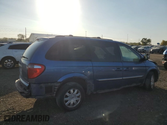 2007 Chrysler Town & Country LWB Touring with VIN 2A4GP54L57R125033, listed as a Copart auction lot 74336714 with 201,984 mi miles and Salvage Title. Bid and sale history available at carsss.com. Image 3.