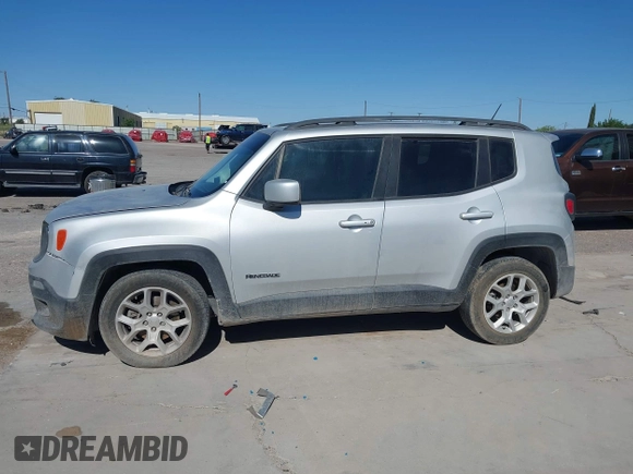 2017 Jeep Renegade Latitude z VIN ZACCJABB7HPE45968, wystawiony jako IAAI lot #42270780 z przebiegiem 99 437 mil mil oraz . Historia ofert i sprzedaży dostępna na DreamBid. Obrazek 14.