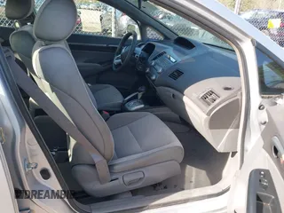 2007 Honda Civic EX with VIN 1HGFA16817L037661, listed as a IAAI auction lot 42136893 with 208,613 mi miles and . Bid and sale history available at DreamBid. Image 5.