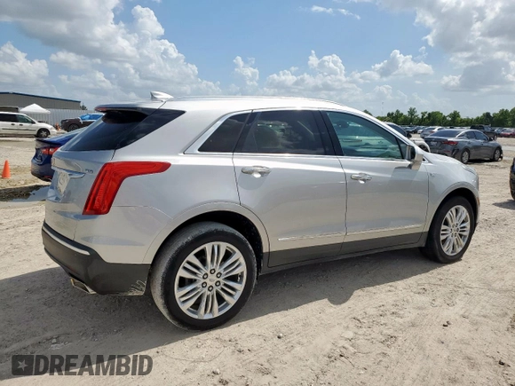 2019 Cadillac XT5 Premium Luxury FWD с VIN 1GYKNERS5KZ235627, выставлен на аукционе Copart как лот 61629735 с пробегом Не указан миль и Списание • Salvage title. История ставок и продаж доступна на DreamBid. Изображение 3.