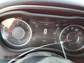 2015 Dodge Challenger SXT with VIN 2C3CDZAGXFH798081, listed as a Copart auction lot 61059955 with 139,694 mi miles and Salvage title. Bid and sale history available at DreamBid. Image 9.